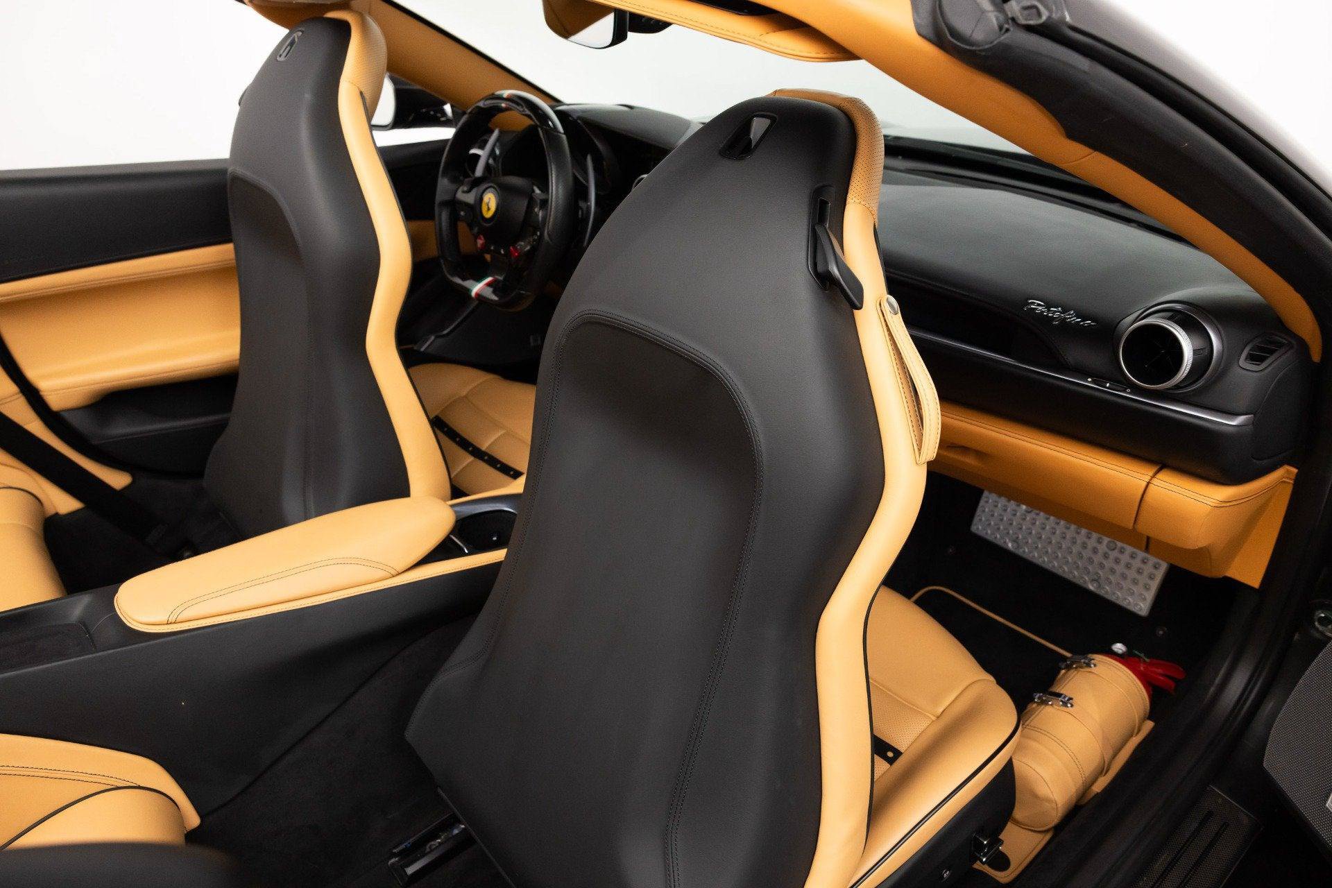 Used 2019 Ferrari Portofino RWD image 65