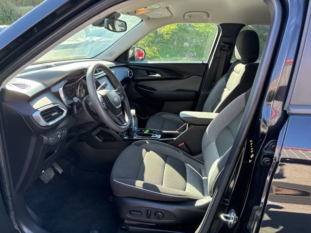 Used 2023 Chevrolet TrailBlazer LT w/ Convenience Package image 44