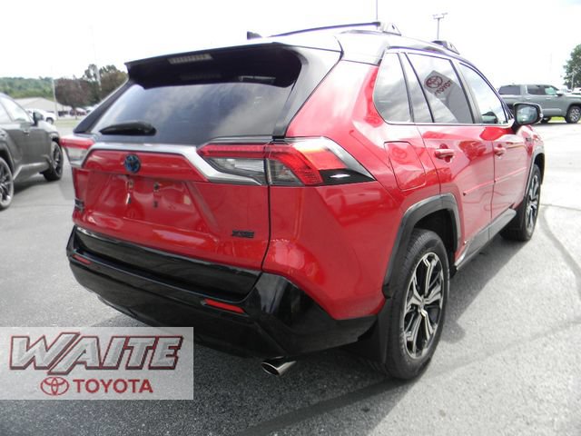Used 2022 Toyota RAV4 XSE w/ Premium Package AWD/4WD image 2