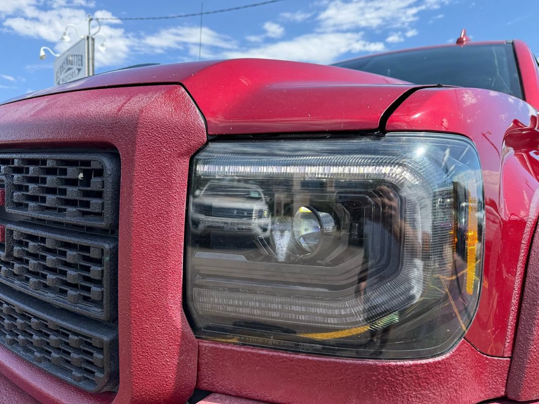 Used 2019 GMC Sierra 2500 Denali AWD/4WD image 14