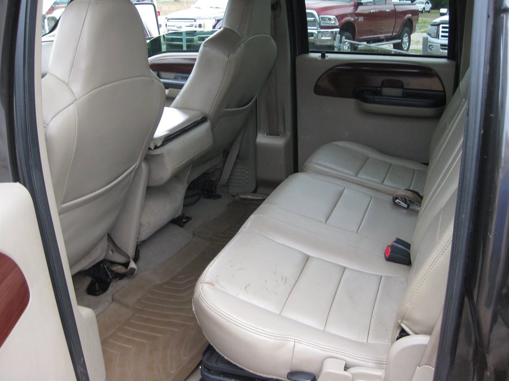 Used 2006 Ford F250 Lariat AWD/4WD image 26