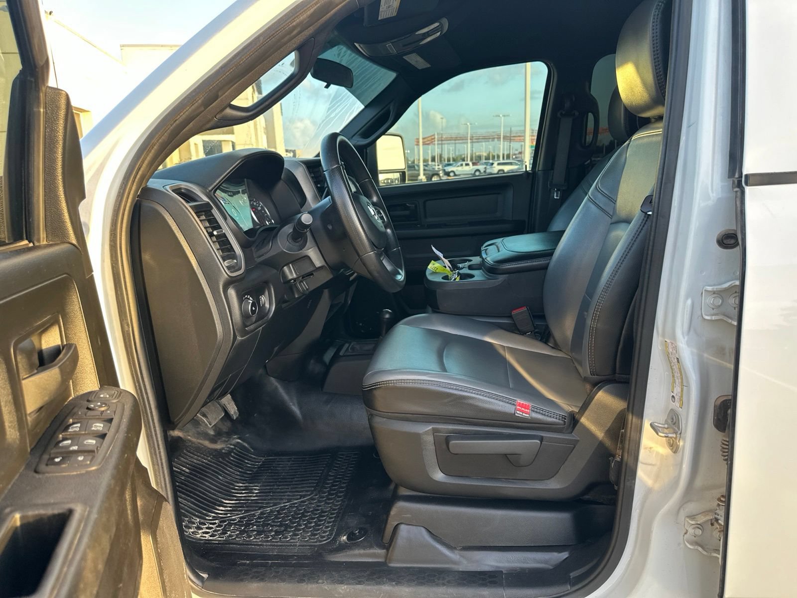 Used 2023 RAM 2500 Tradesman AWD/4WD image 11