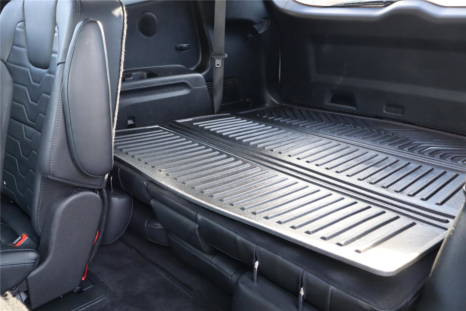 Used 2020 Kia Telluride SX w/ SX Prestige Package image 27