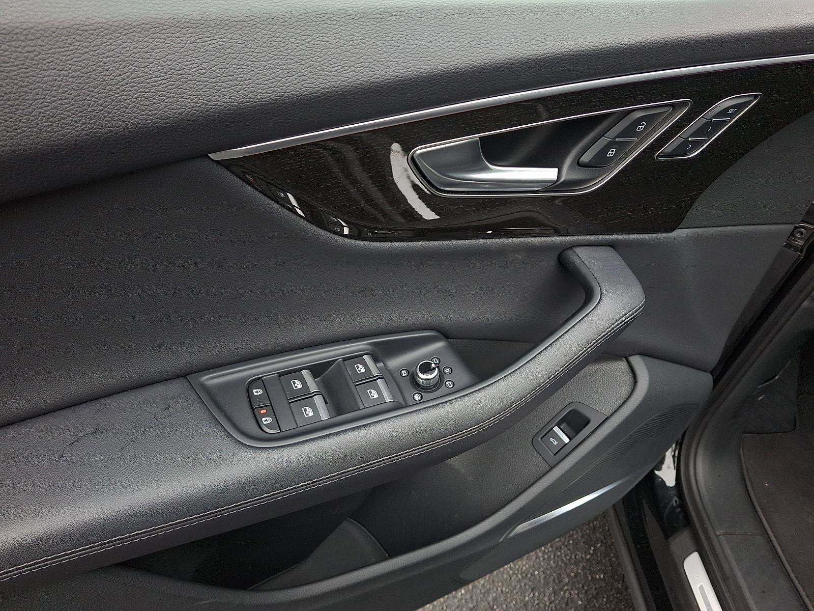 Certified 2024 Audi Q7 Premium Plus image 12