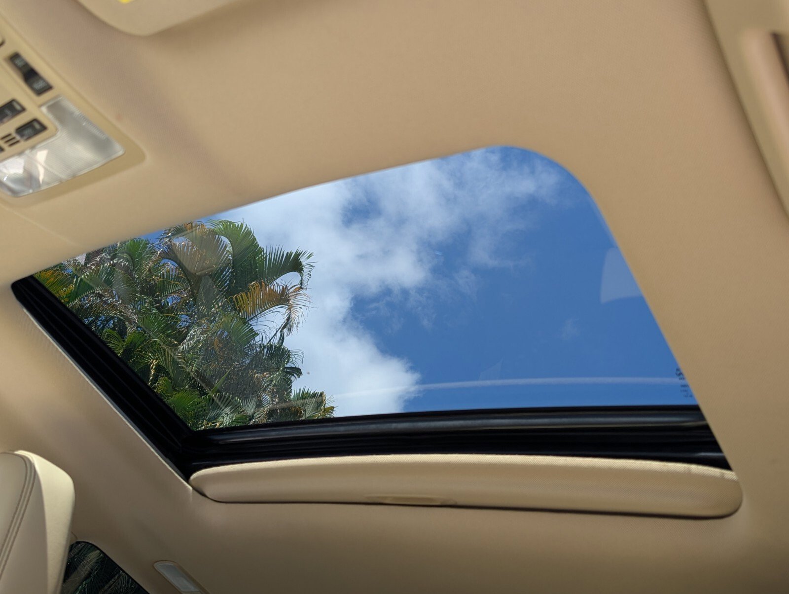 Used 2018 Toyota Highlander XLE image 24