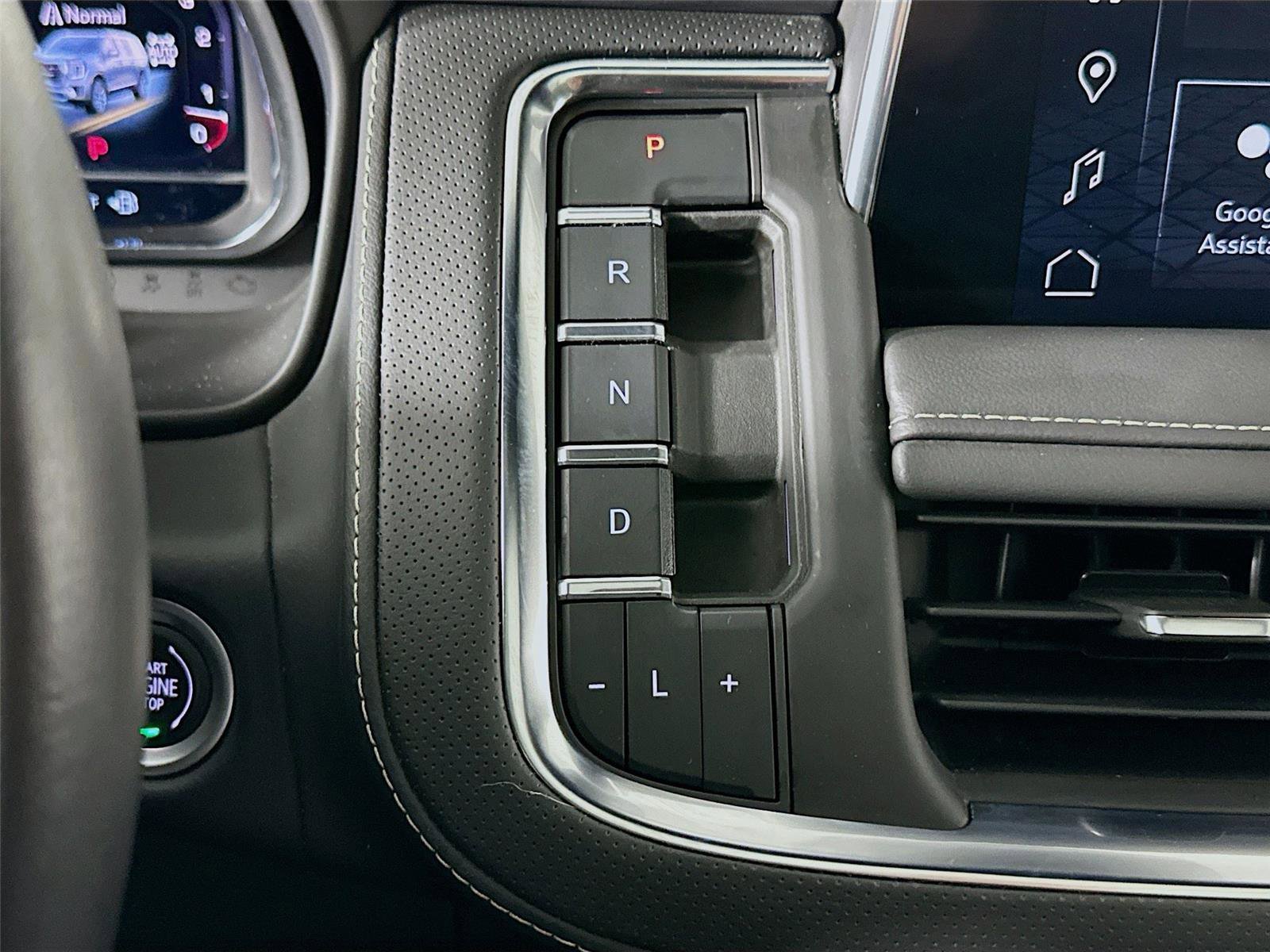 Used 2023 GMC Yukon SLT image 17