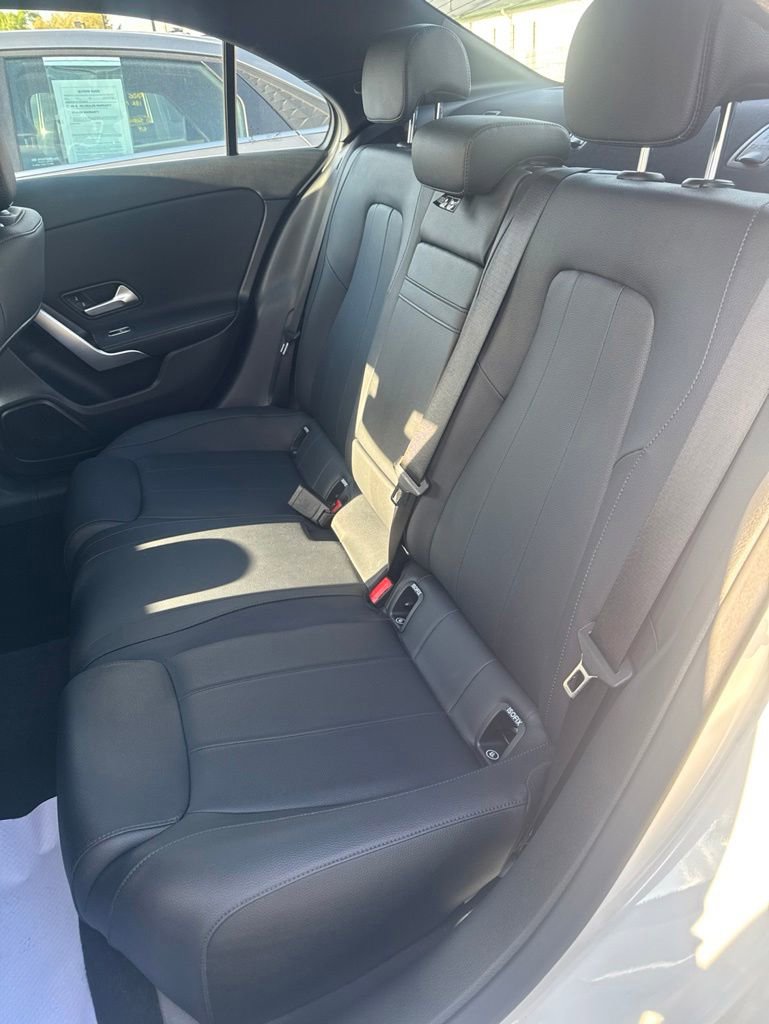 Used 2022 Mercedes-Benz A 220 4MATIC image 8