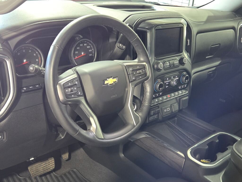 Used 2022 Chevrolet Silverado 3500 LTZ w/ LTZ Plus Package image 23