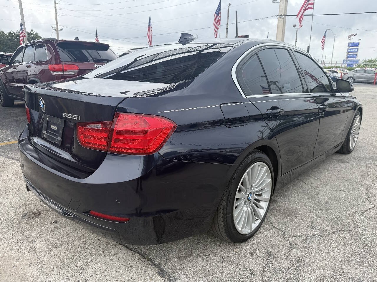 Used 2015 BMW 328i Sedan RWD image 6