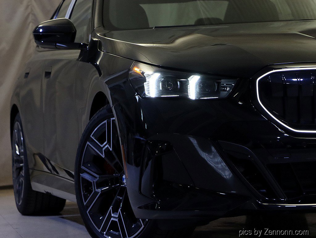 Used 2026 BMW 540i xDrive image 4