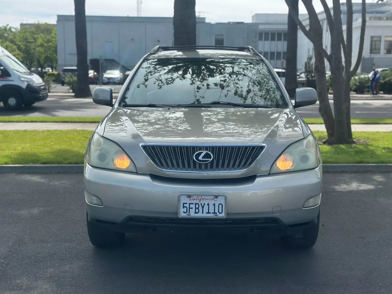 Used 2004 Lexus RX 330 image 2