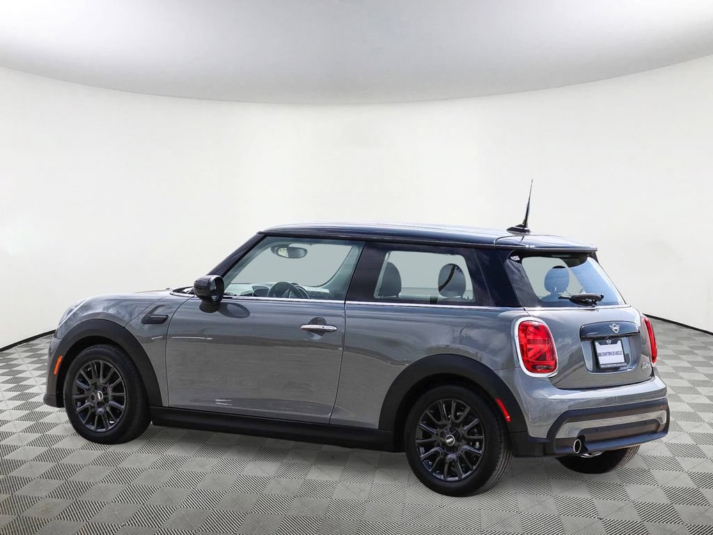Used 2023 MINI Cooper 2-Door Hardtop FWD image 8
