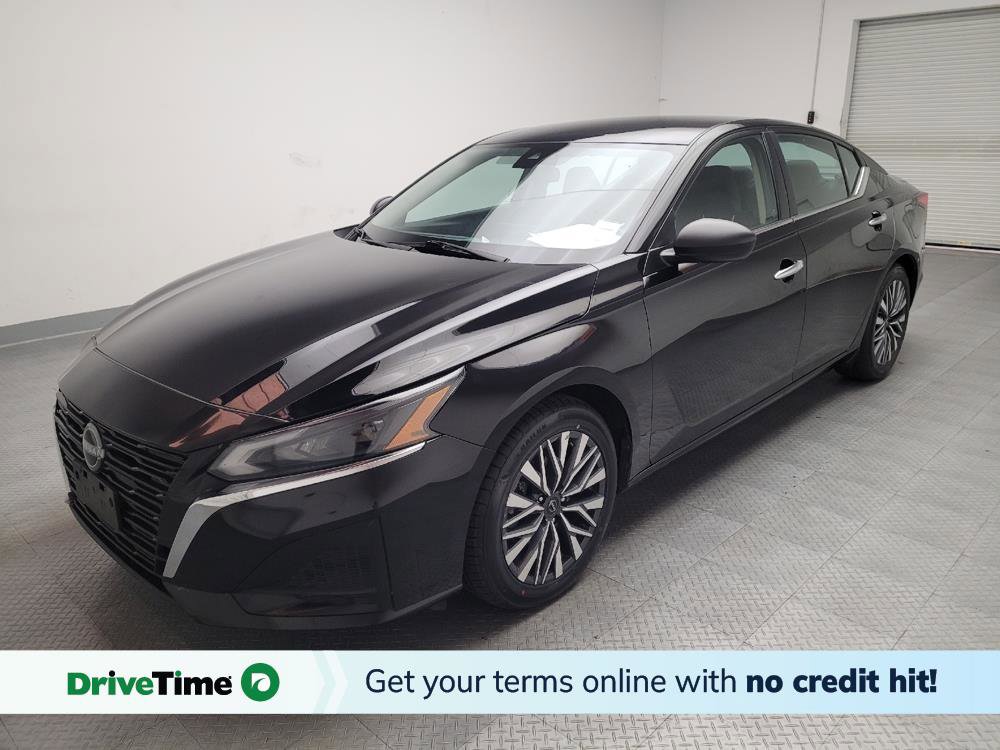 Used 2024 Nissan Altima 2.5 SV
