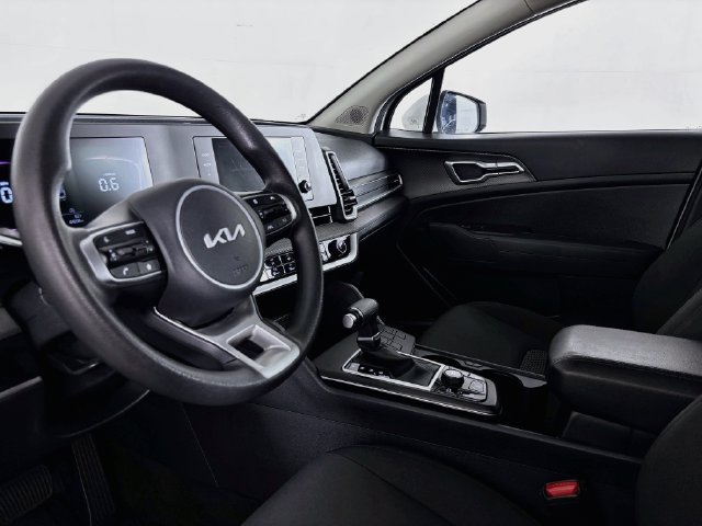 Used 2024 Kia Sportage LX FWD image 18