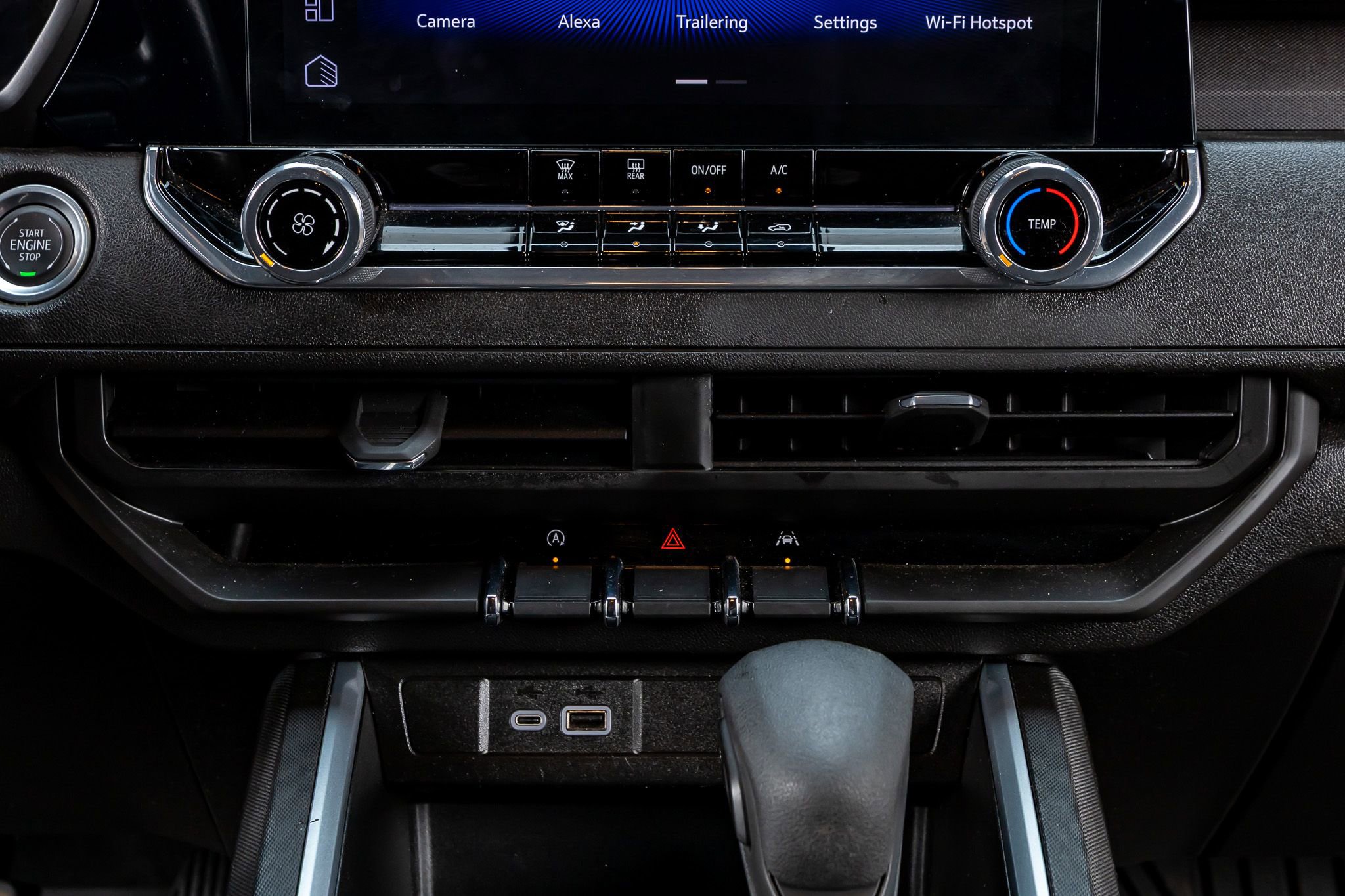 Used 2024 Chevrolet Colorado Trail Boss w/ Technology Package AWD/4WD image 27