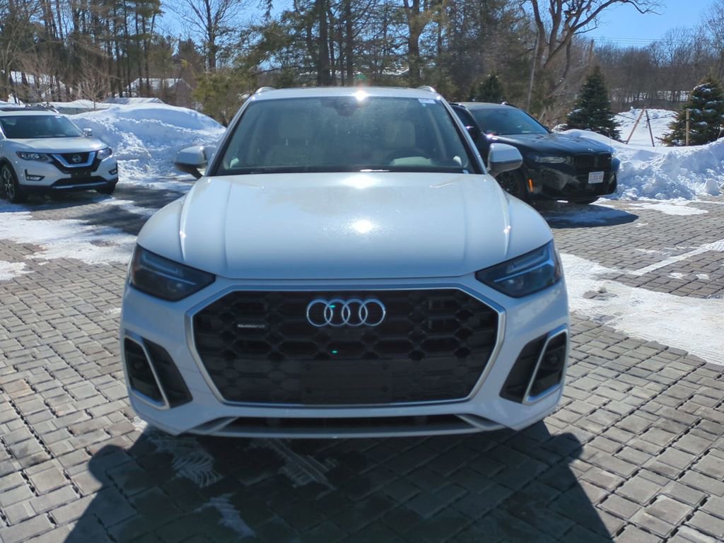 Used 2024 Audi Q5 e Premium Plus image 8