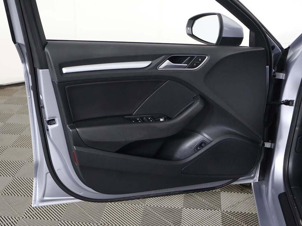 Used 2016 Audi A3 1.8T Premium image 21