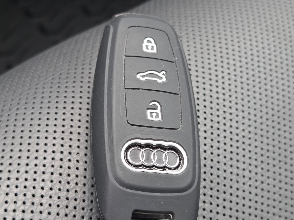 Used 2025 Audi Q7 3.0T Prestige AWD/4WD image 41