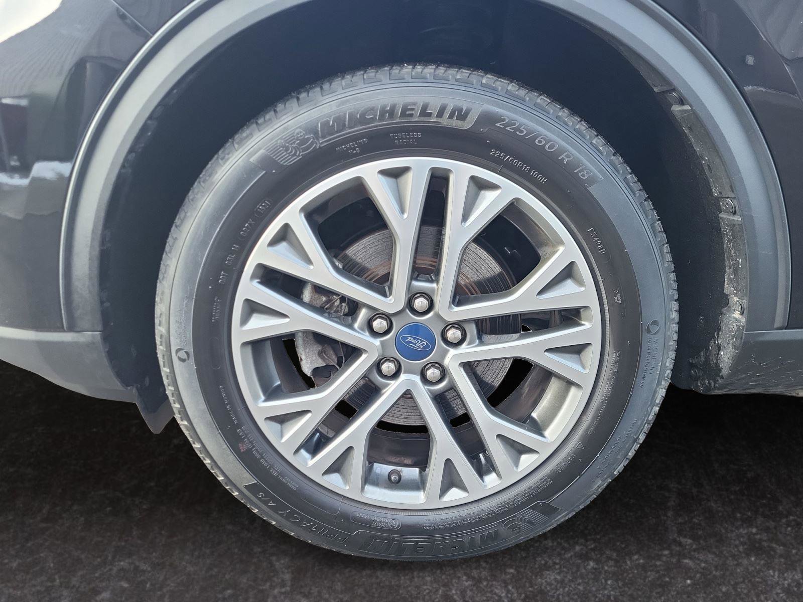 Used 2021 Ford Escape SEL image 15