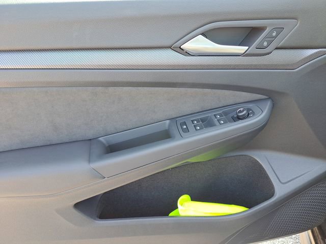 New 2025 Volkswagen GTI SE FWD image 20