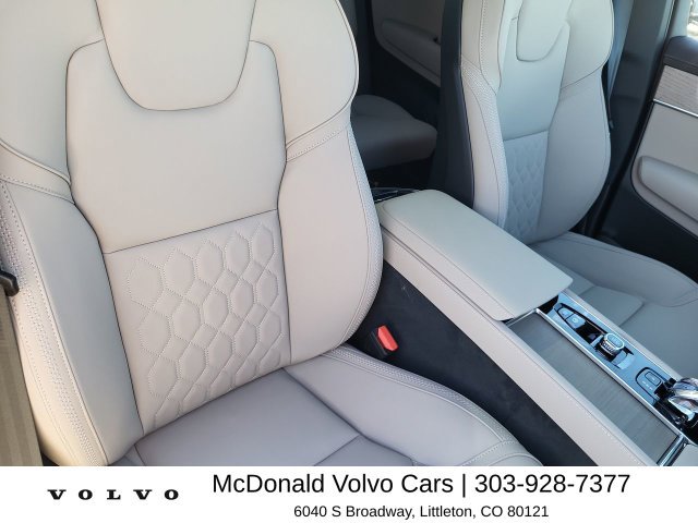 Used 2026 Volvo XC90 B6 Plus w/ Protection Package Premier AWD/4WD image 19