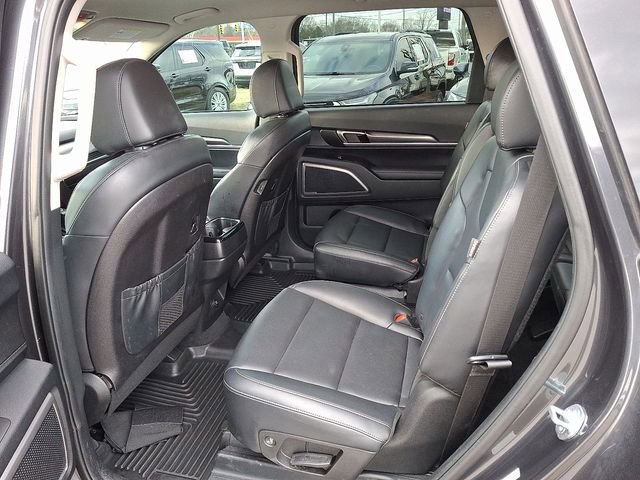 Used 2024 Kia Telluride S image 8