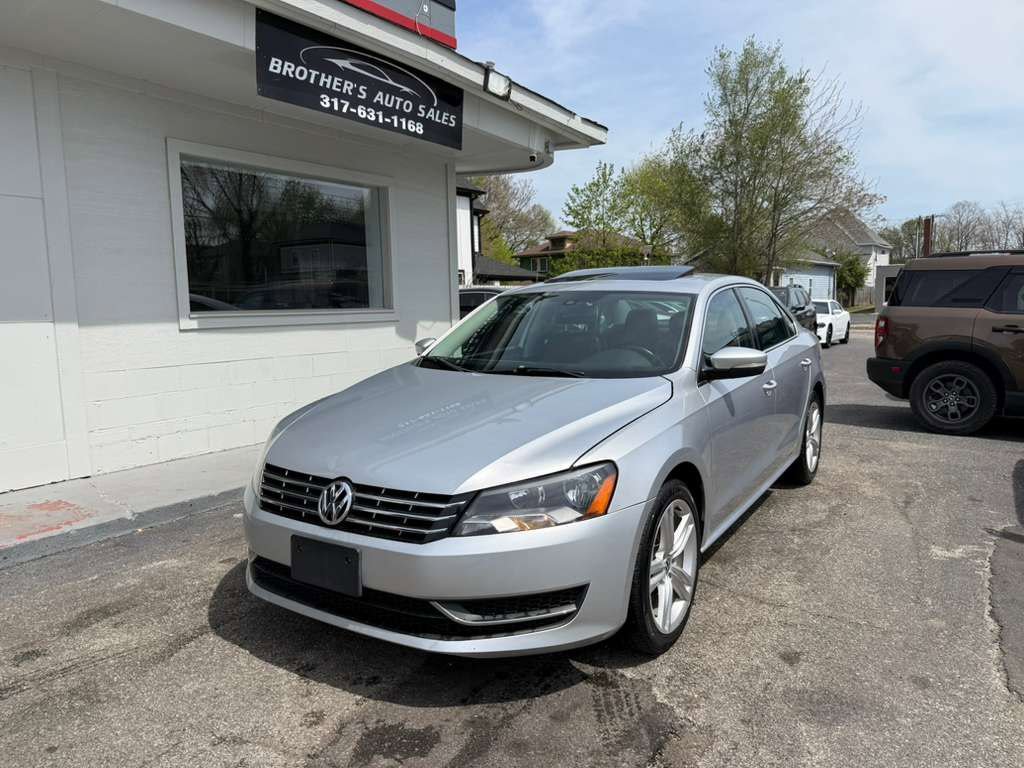 Used 2014 Volkswagen Passat TDI SE FWD image 3