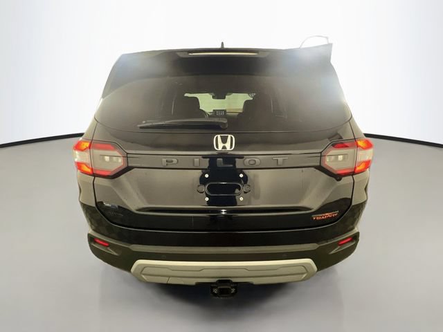 Used 2023 Honda Pilot TrailSport image 7