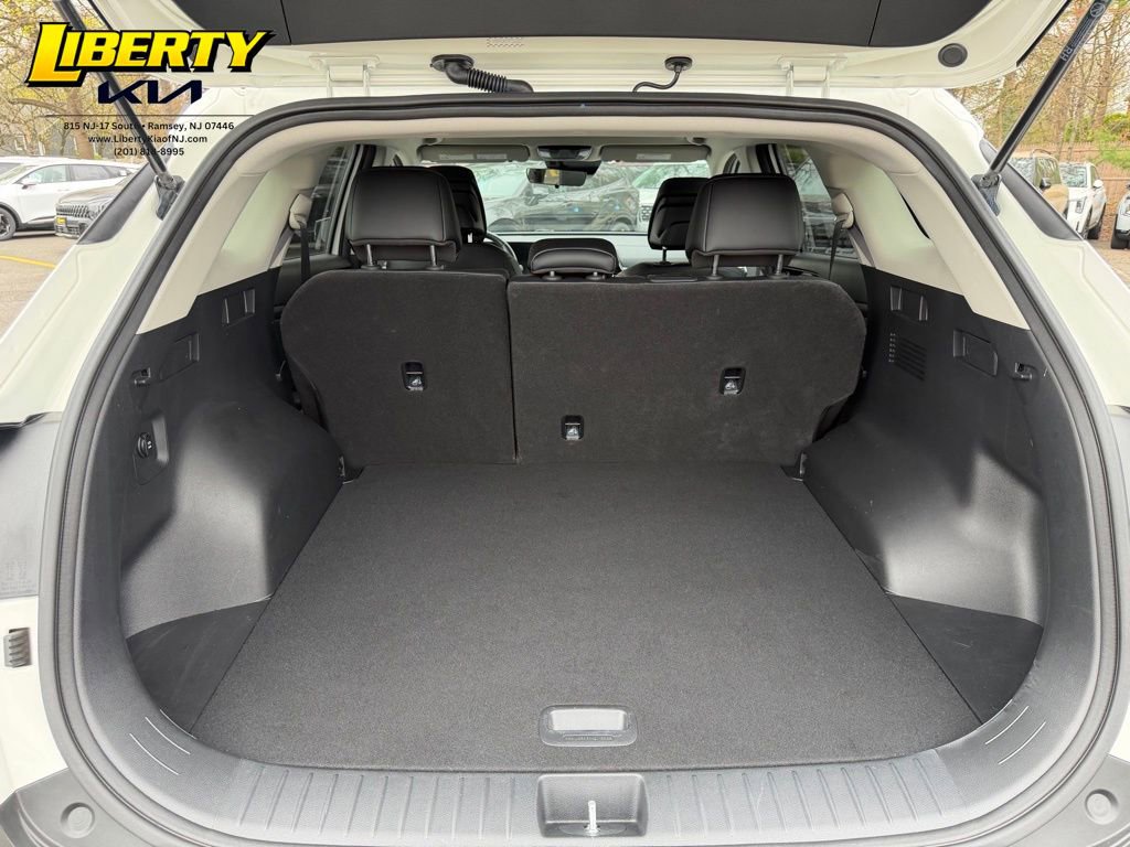 Used 2023 Kia Sportage EX image 11