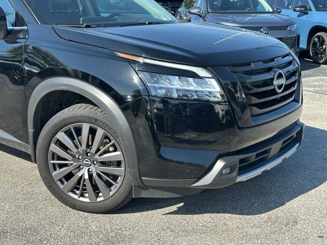 Used 2022 Nissan Pathfinder SL w/ SL Premium Package image 9