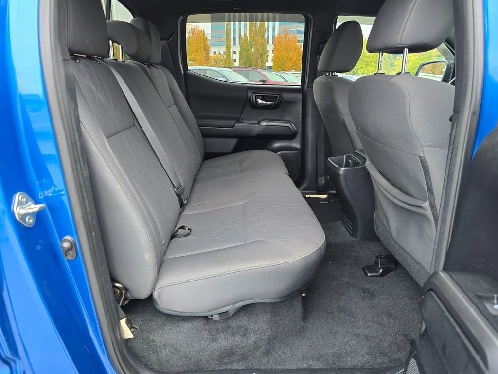 Used 2018 Toyota Tacoma TRD Off-Road image 14