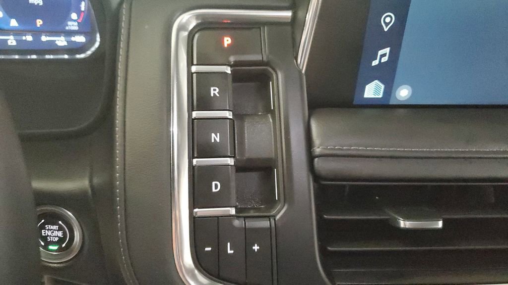 Used 2024 Chevrolet Tahoe LT image 31