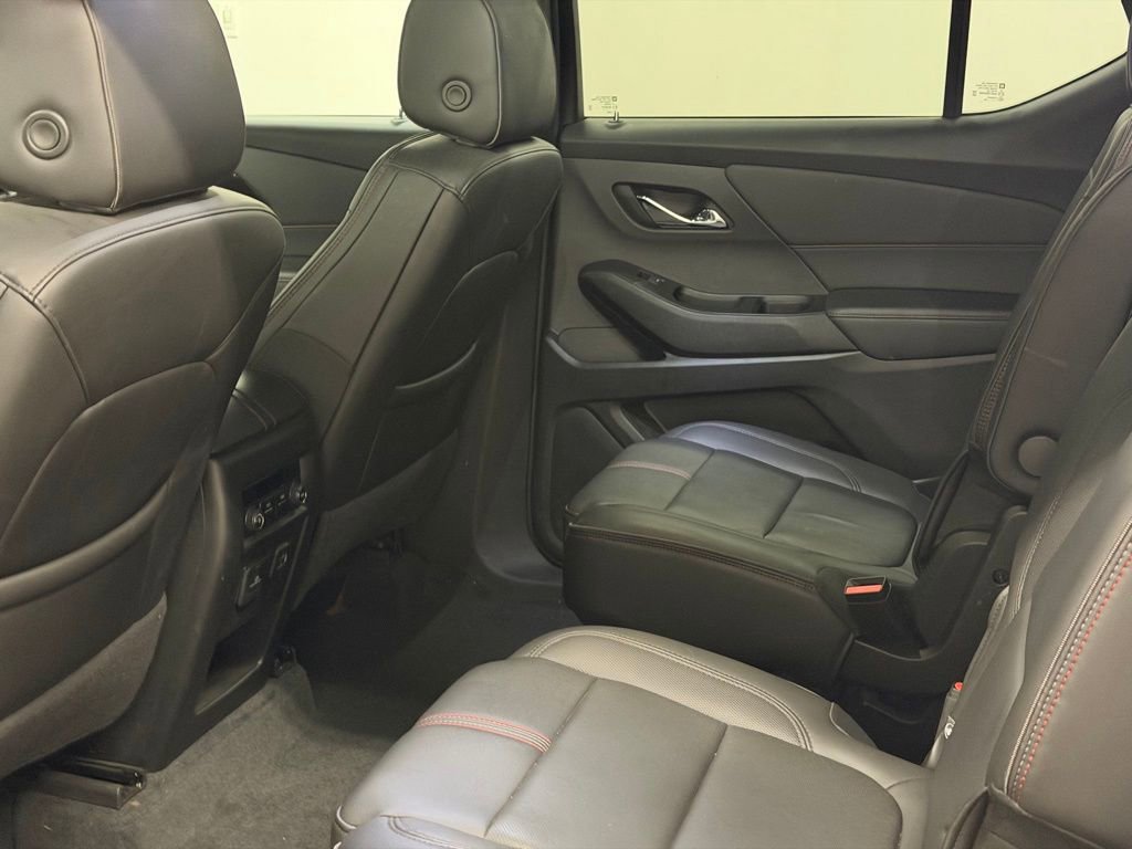 Certified 2023 Chevrolet Traverse RS w/ LPO, Floor Liner Package image 24