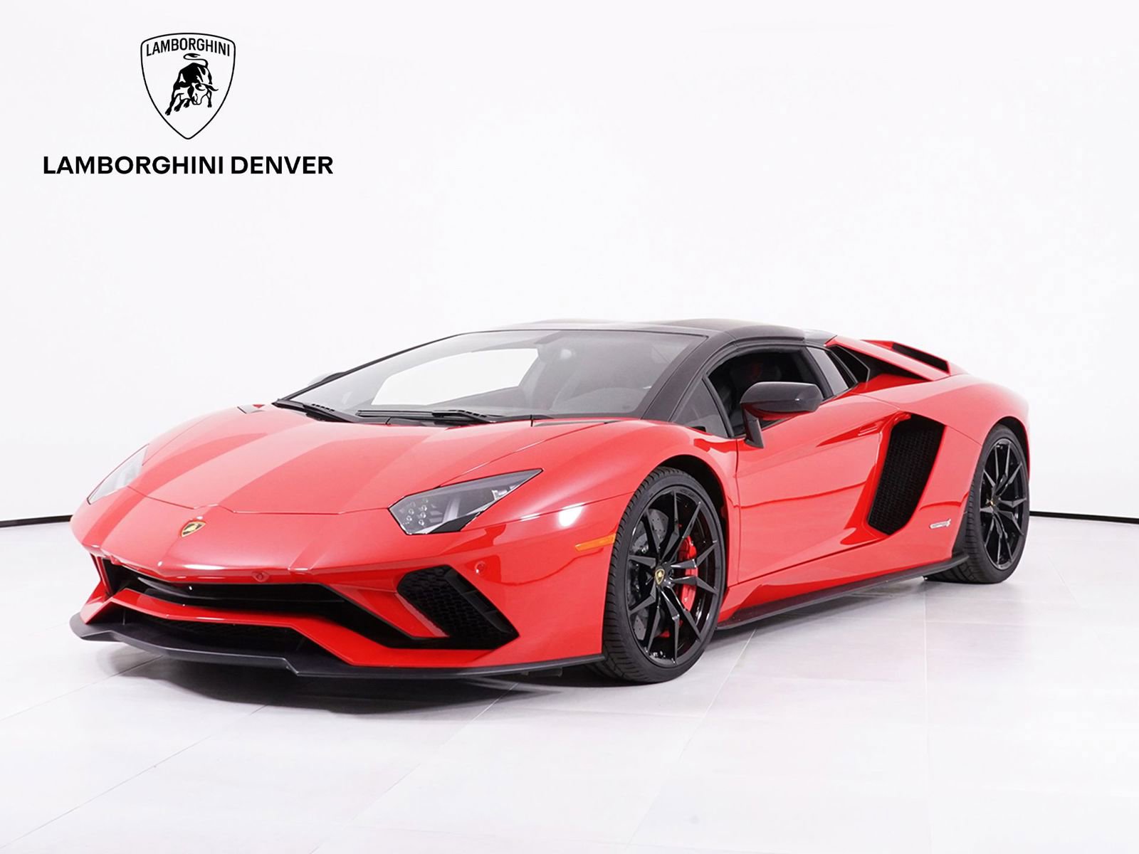 Used 2019 Lamborghini Aventador S AWD/4WD image 1