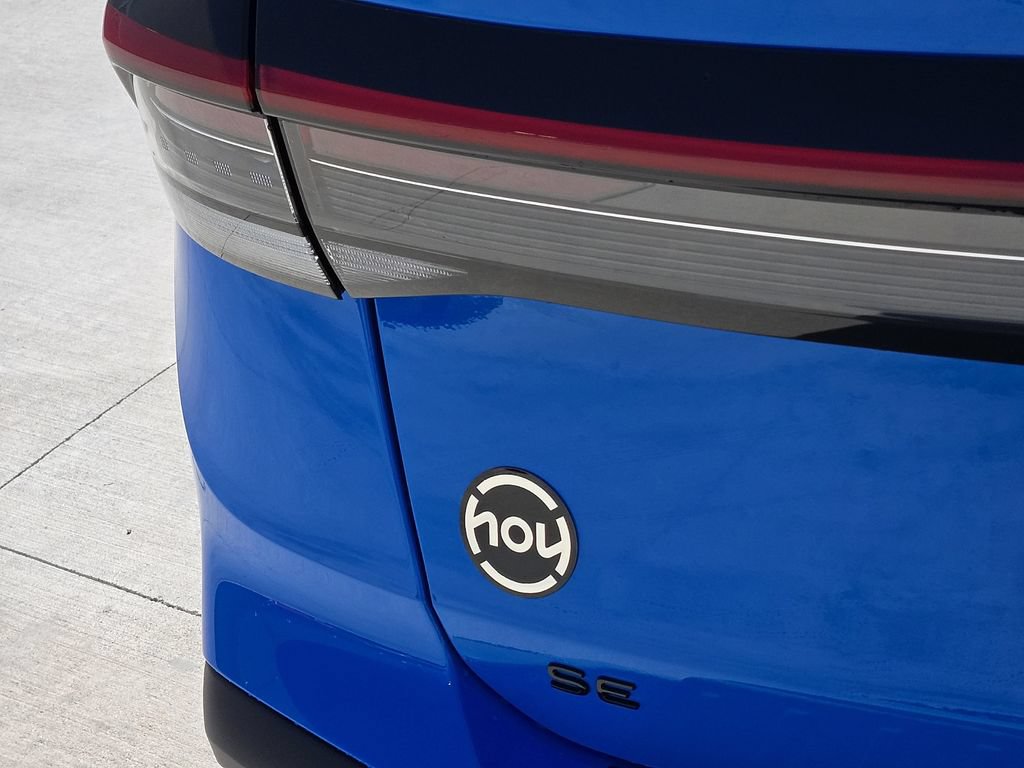 New 2026 Volkswagen Taos SE FWD image 9