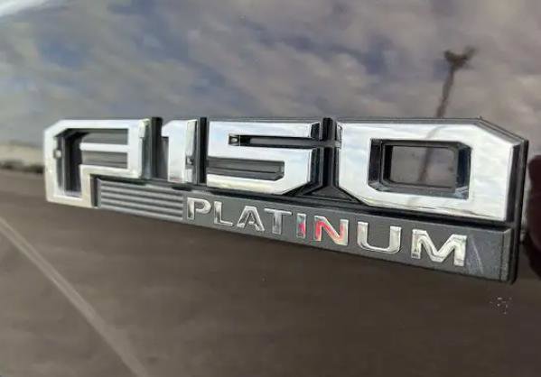 Used 2019 Ford F150 Platinum w/ Max Trailer Tow Package image 7