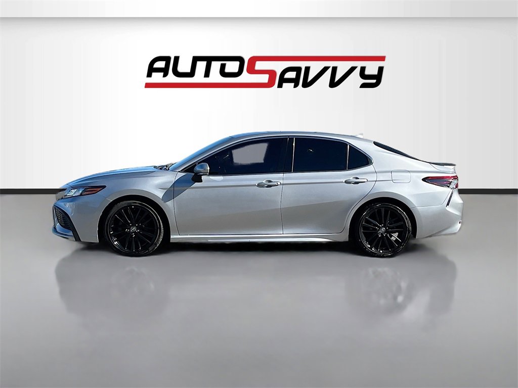 Used 2021 Toyota Camry XSE image 4