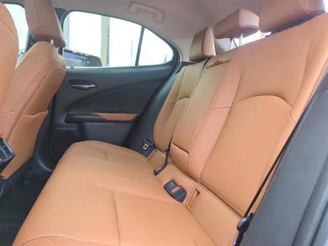 Used 2019 Lexus UX 250h image 81