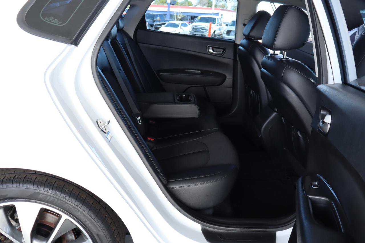 Used 2018 Kia Optima S w/ 18" Alloy Wheels Package image 33