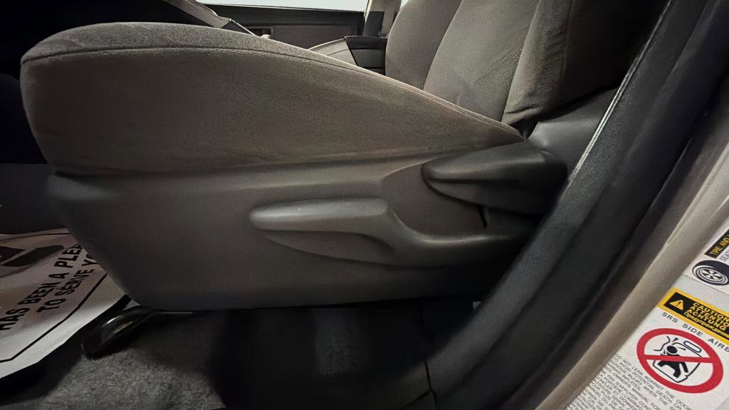 Used 2015 Toyota Prius Three w/ Solar Roof Package FWD image 15