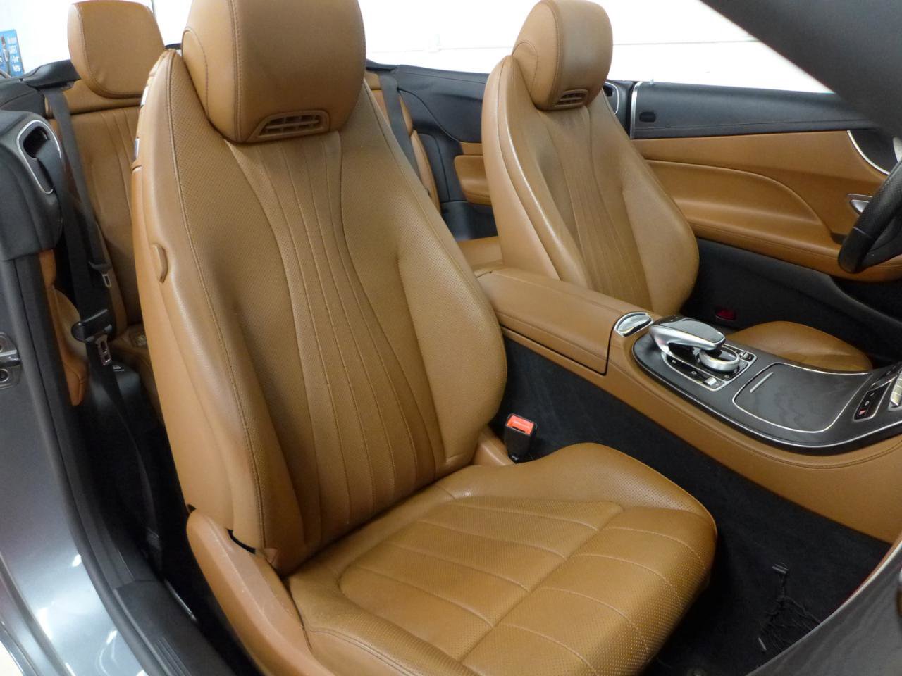Used 2018 Mercedes-Benz E 400 4MATIC Cabriolet image 57