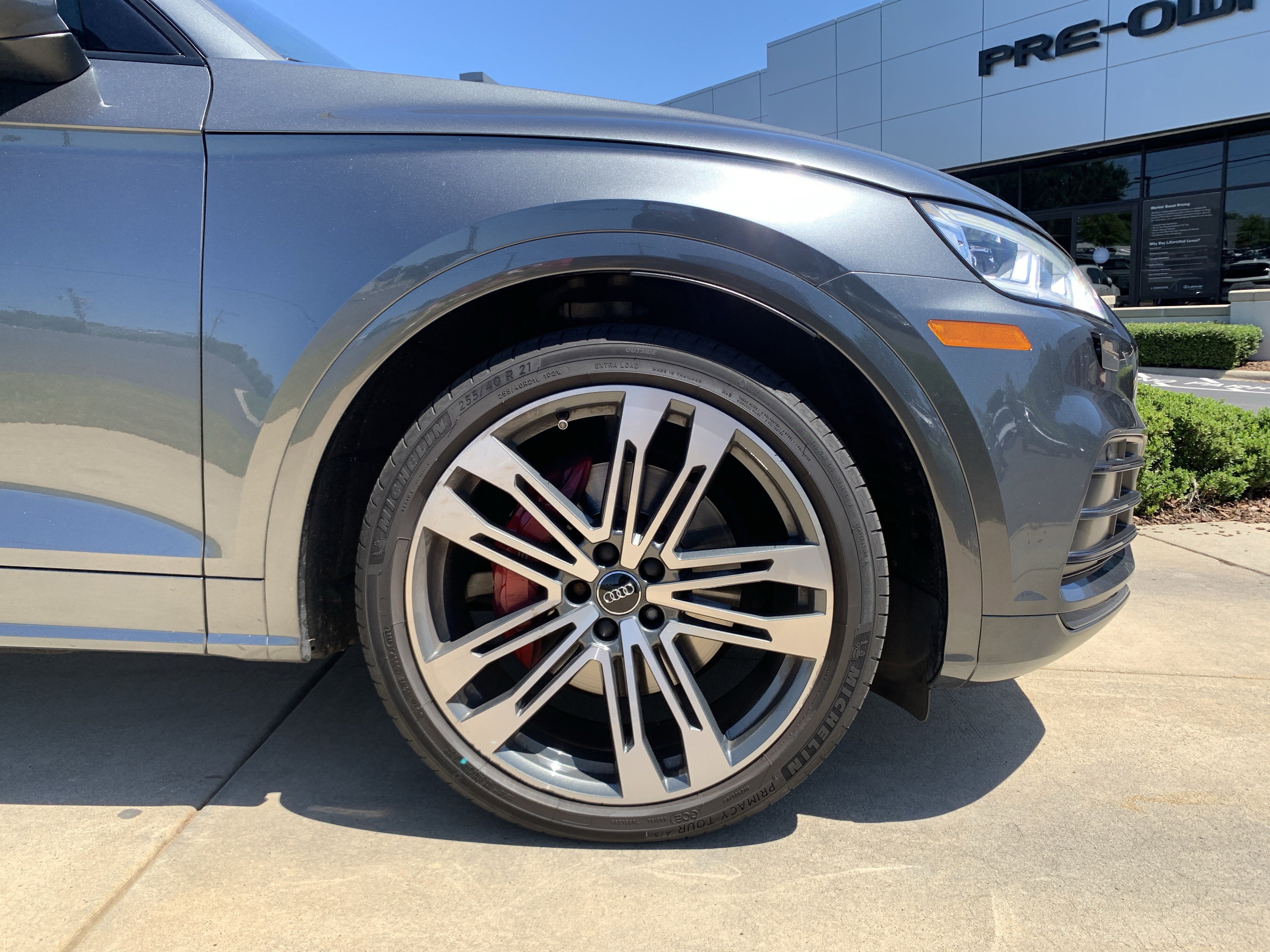 Used 2019 Audi SQ5 Premium Plus w/ Premium Plus Package AWD/4WD image 13