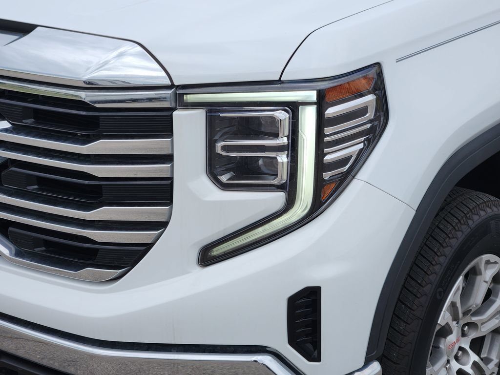 Used 2022 GMC Sierra 1500 SLT w/ Max Trailering Package RWD image 5