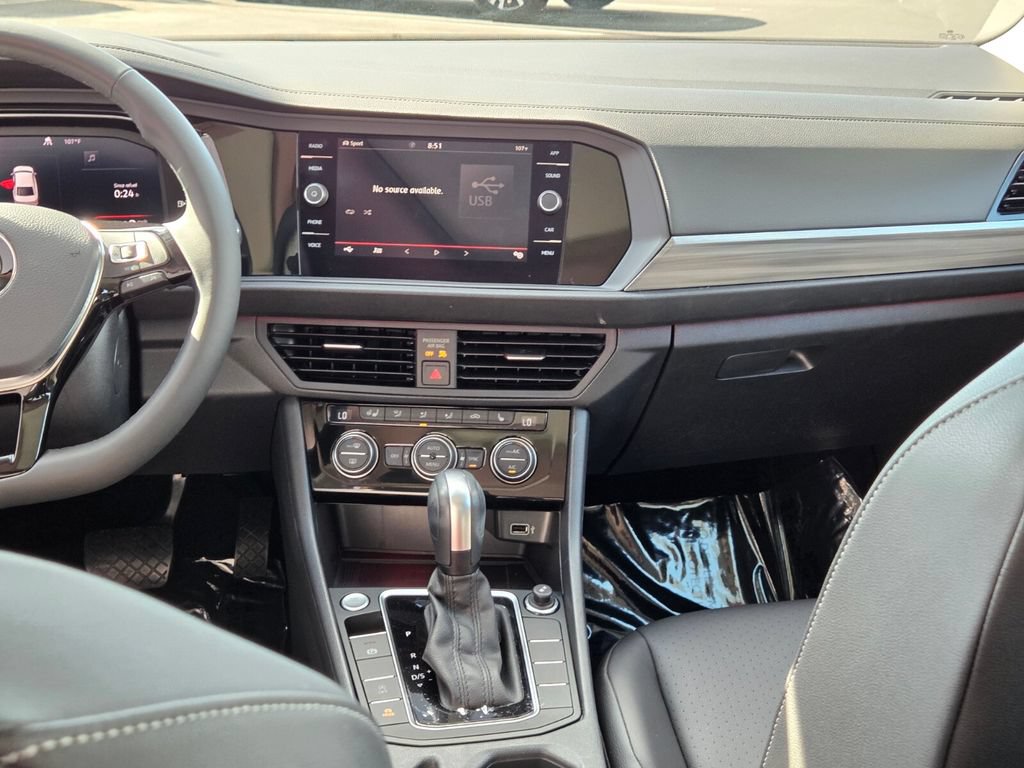Used 2020 Volkswagen Jetta SEL FWD image 17