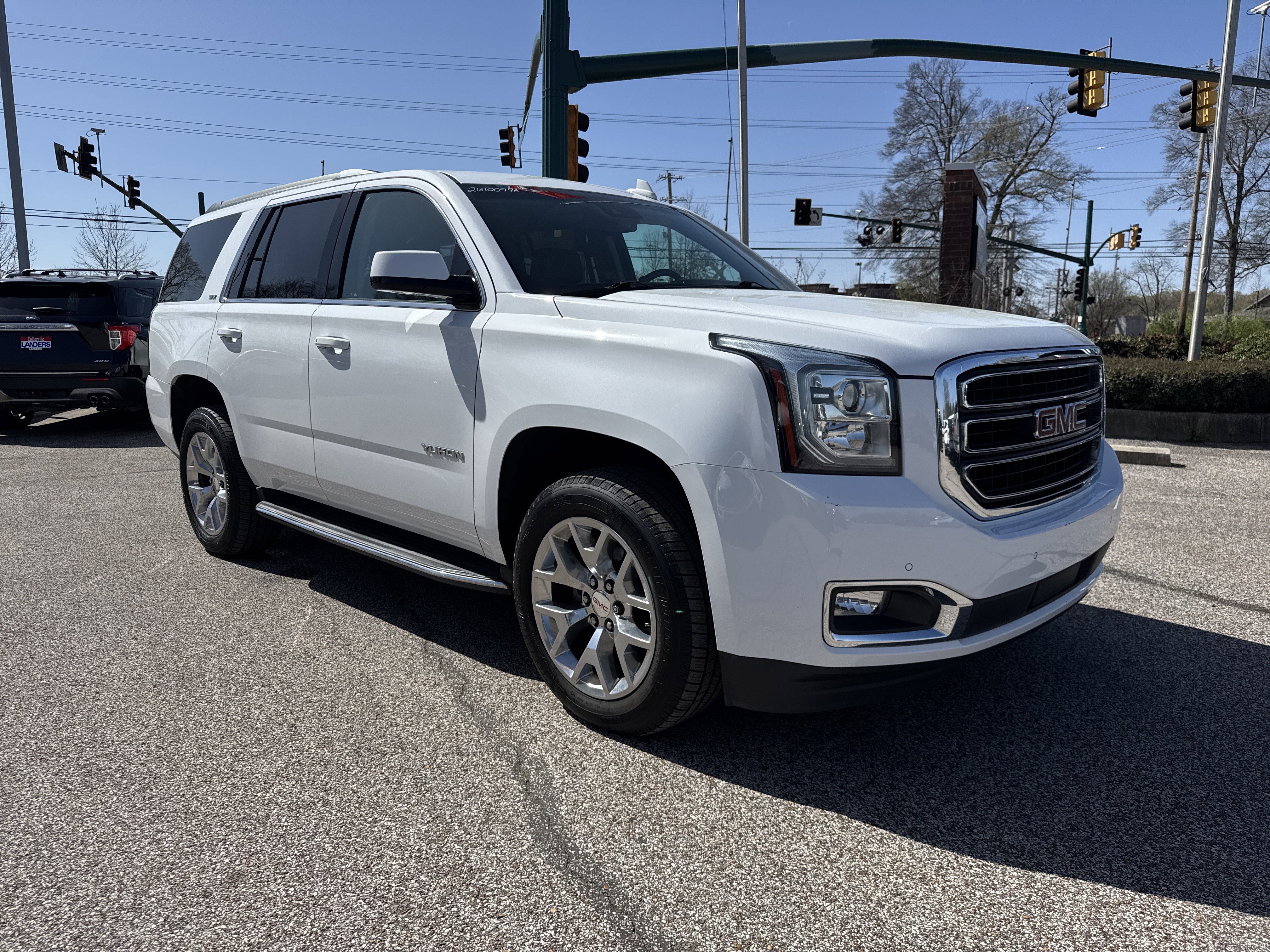 Used 2018 GMC Yukon SLT w/ Open Road Package image 1
