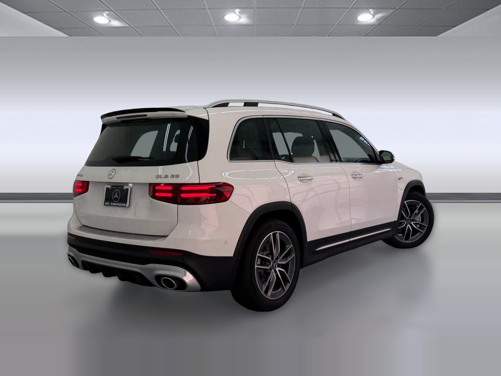 New 2026 Mercedes-Benz GLB 35 AMG 4MATIC image 8