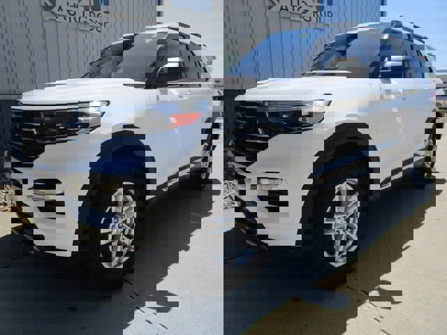 Used 2020 Ford Explorer XLT w/ Equipment Group 202A image 1