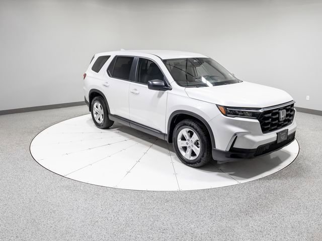 Used 2023 Honda Pilot LX image 27