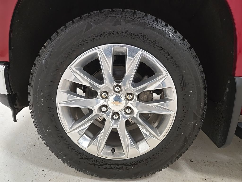 Used 2022 Chevrolet Silverado 1500 LTZ AWD/4WD image 39