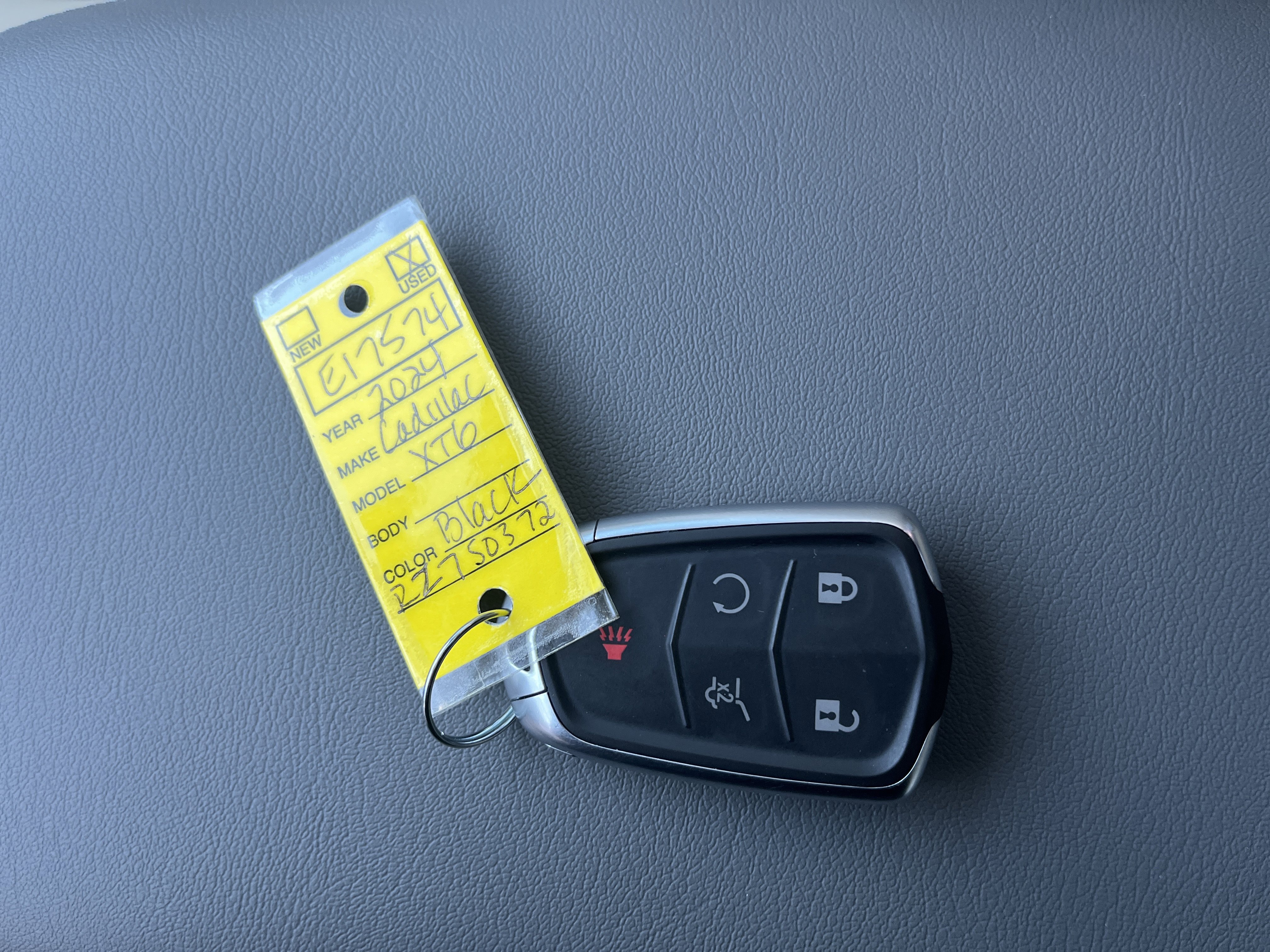 Used 2024 Cadillac XT6 Premium Luxury w/ Technology Package image 41